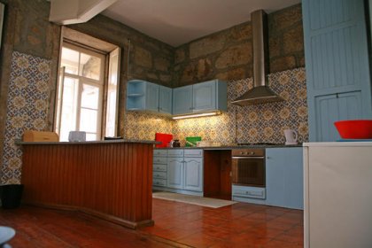 Alma Porto Hostel, kitchen