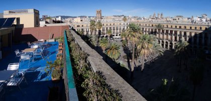 La terrazza panoramica con vista su Plaza Reial!