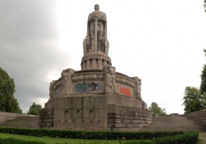 Alter Elbpark - Bismarck Monument (big)