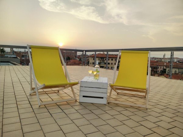 Sunny Terrace Hostel Giudecca